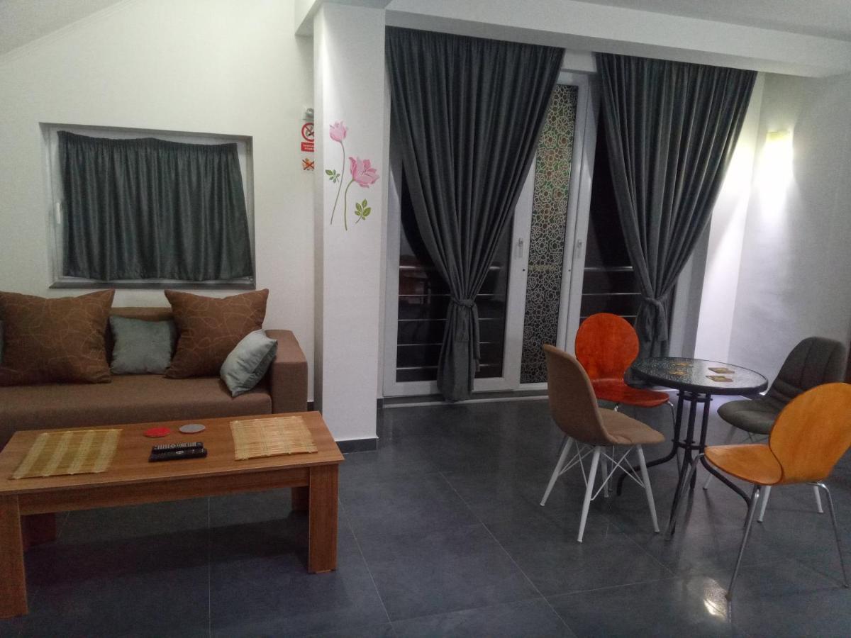 فندق Yard House Trpejca أوهغيد المظهر الخارجي الصورة